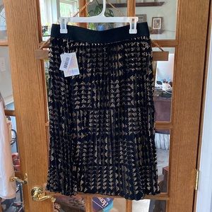 LuLaRoe Jill skirt NWT Size L